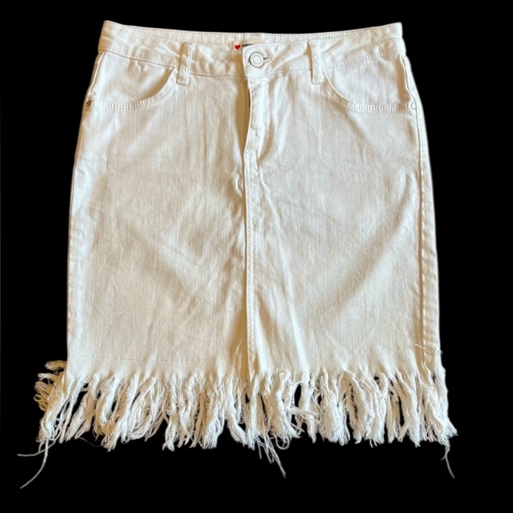 Koton Jeans Frayed Hem White Denim Skirtโ โข Size EU 36 / US 4โ6